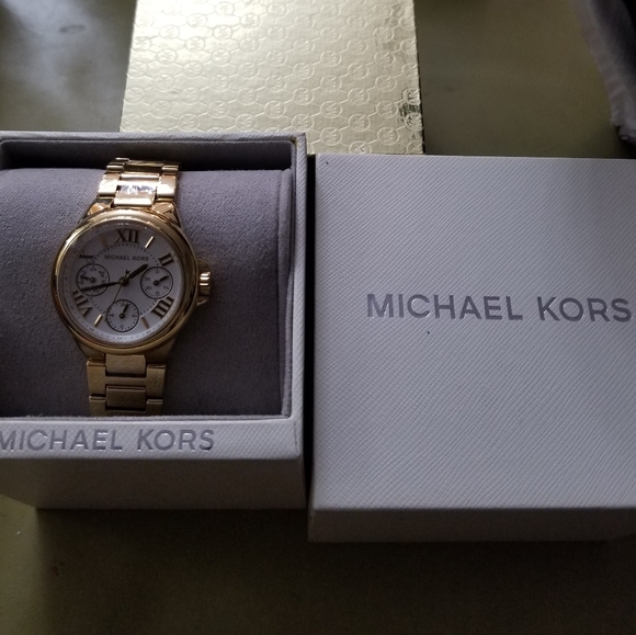 NWT Michael Kors women watch MK 6449 original box